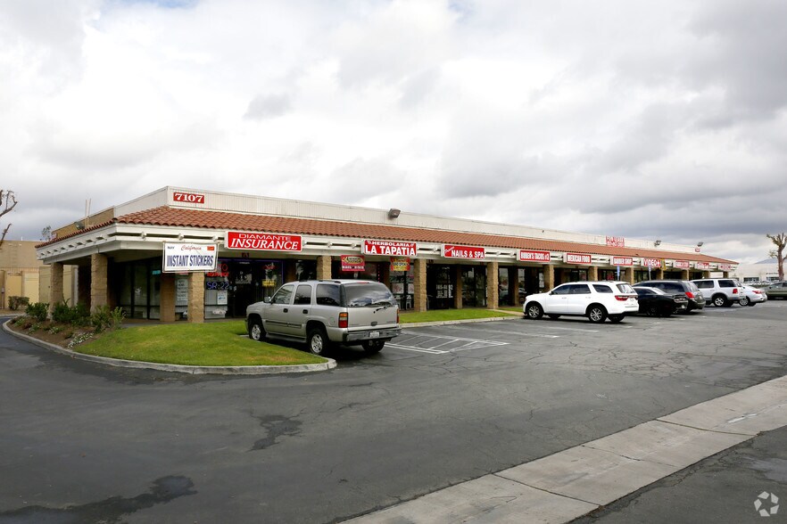 More Photos Of 7107 Arlington Ave, Riverside Unknown For Lease