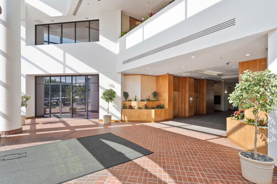 More Photos Of 17800 Castleton St, City of Industry Office For Lease