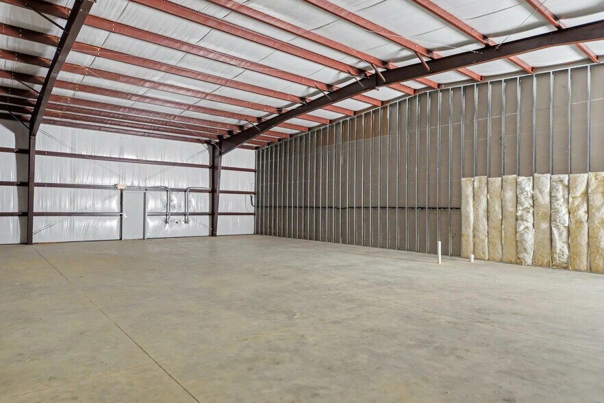 Primary Photo Of 8655 Tucker Rd, Ocean Springs Warehouse For Lease
