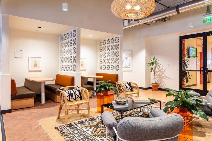 More Photos Of 101 N 1st Ave, Phoenix Office For Lease