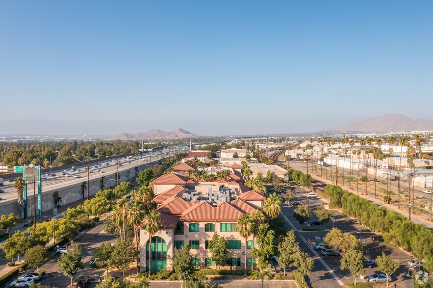 More Photos Of 3550 Vine St, Riverside Office Residential For Sale