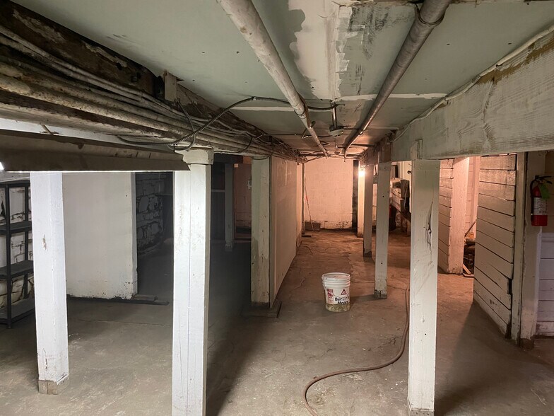 More Photos Of 564-566 Newark Ave, Jersey City Storefront Retail Residential For Sale