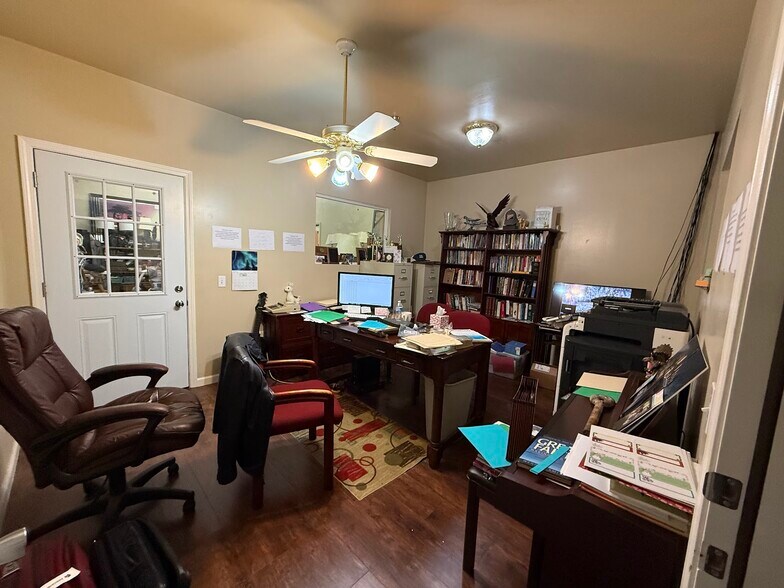 More Photos Of 137 N L St, Dinuba Storefront Retail Residential For Sale