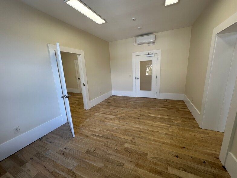 More Photos Of 301 E 3rd Ave, San Mateo Loft Creative Space For Lease