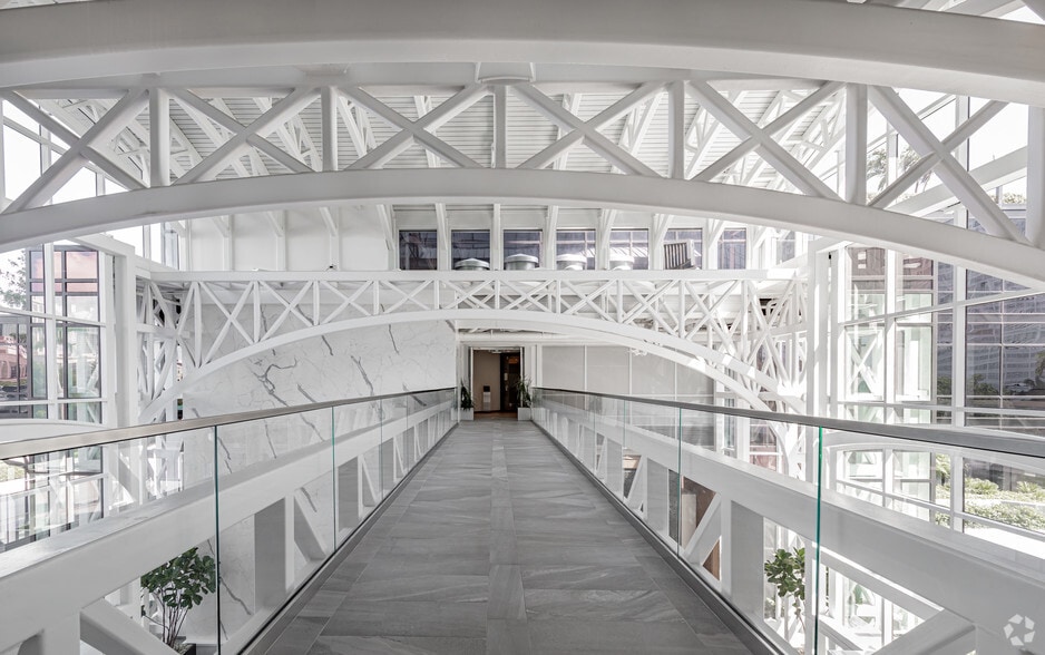 More Photos Of 515 N Flagler Dr, West Palm Beach Coworking Space