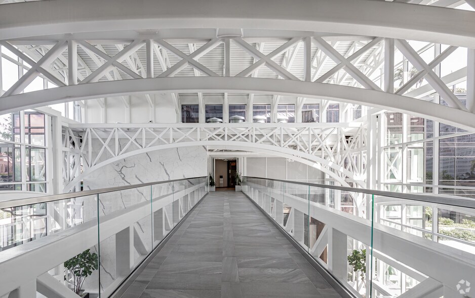 More Photos Of 515 N Flagler Dr, West Palm Beach Office Residential For Lease