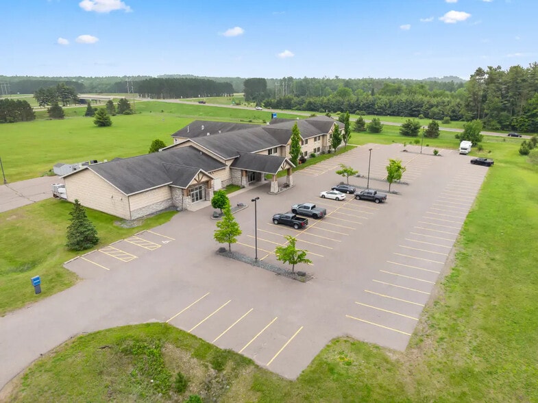 More Photos Of 1738 Comfort Dr, Tomahawk Hotel For Sale