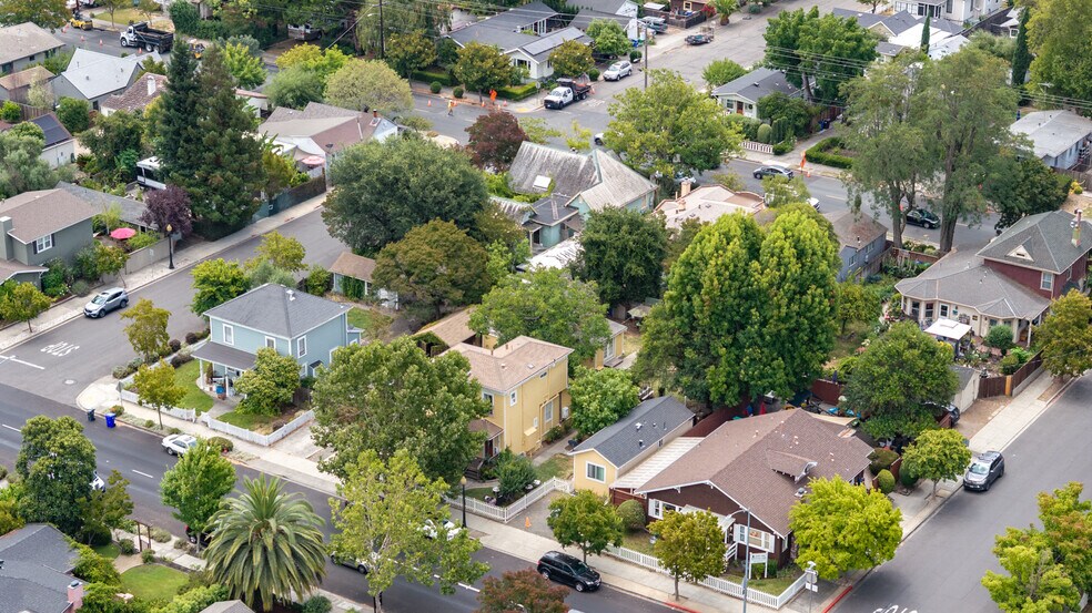 More Photos Of 2123 2nd St, Napa Apartments For Sale