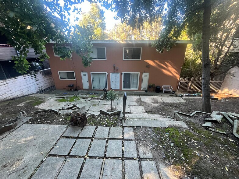 More Photos Of 9716 Mountain Blvd, Oakland Apartments For Sale