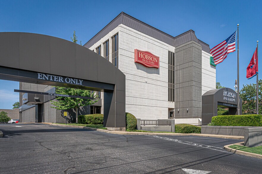 Primary Photo Of 5384 Poplar Ave, Memphis Office For Lease