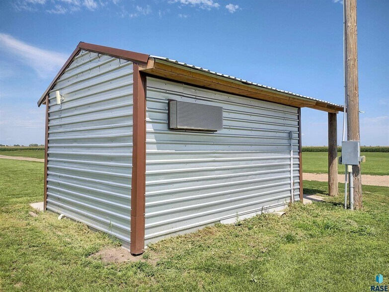 More Photos Of 1300 SE 3rd Ave, Miller Land For Sale