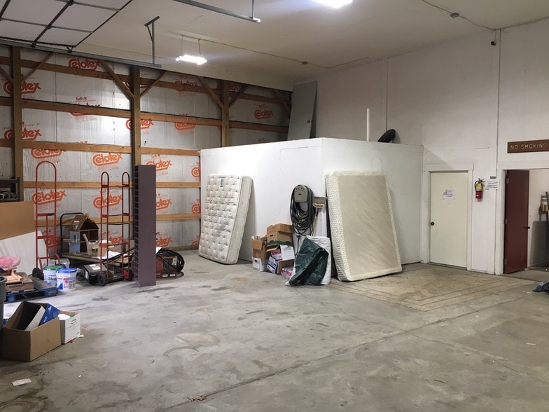 More Photos Of 903 Constitution Blvd, Beaver Falls Office For Lease