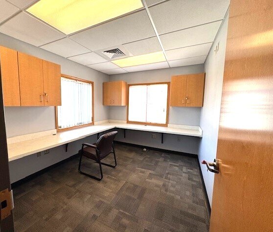 More Photos Of 2111 Washington Blvd, Easton Medical For Lease