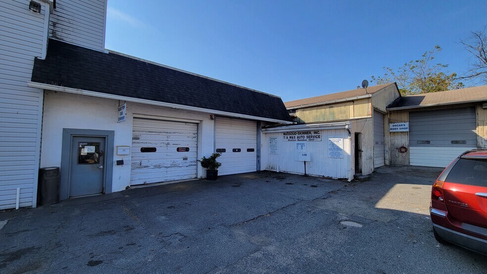 More Photos Of 1115 W Broad St, Falls Church Auto Repair For Sale