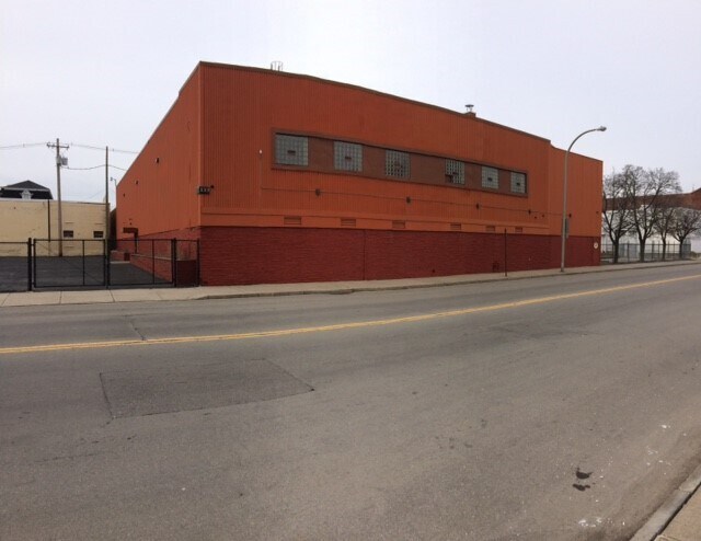 More Photos Of 300 Genesee St, Buffalo Industrial For Sale