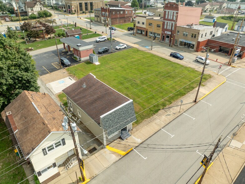 More Photos Of 106 E 1st Ave, Derry Freestanding For Sale