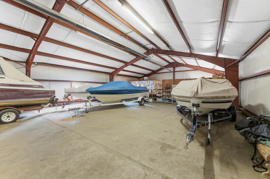 More Photos Of 490 Fort Martin Rd, Maidsville Flex For Sale
