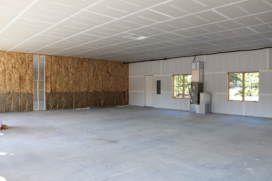 More Photos Of 4611 Lisborn Dr, Carmel Medical For Lease