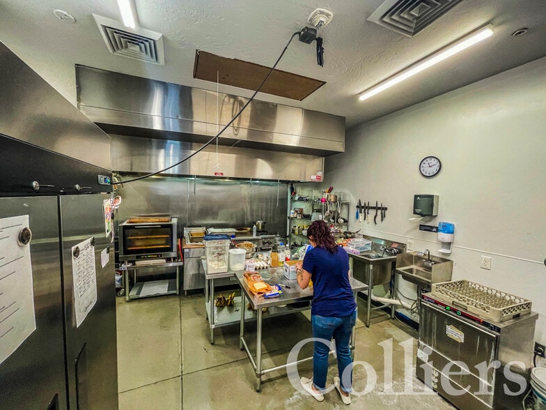 More Photos Of 7655 N Jennie Ln, Boise Schools For Sale