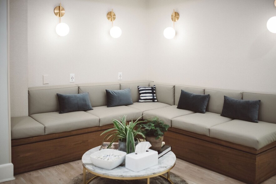 More Photos Of 25 Central Park W, New York Apartments For Sale