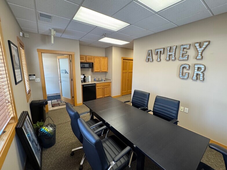 More Photos Of 2097 County Road D E, Maplewood Office For Lease