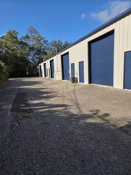 Primary Photo Of 6722 NW 18th Dr, Gainesville Warehouse For Lease