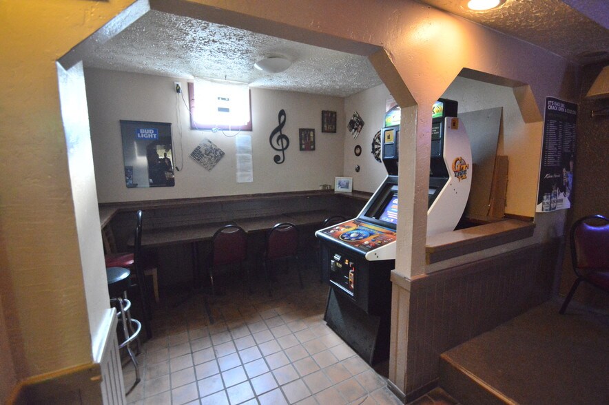 More Photos Of 10300 Market St, North Lima Bar For Sale