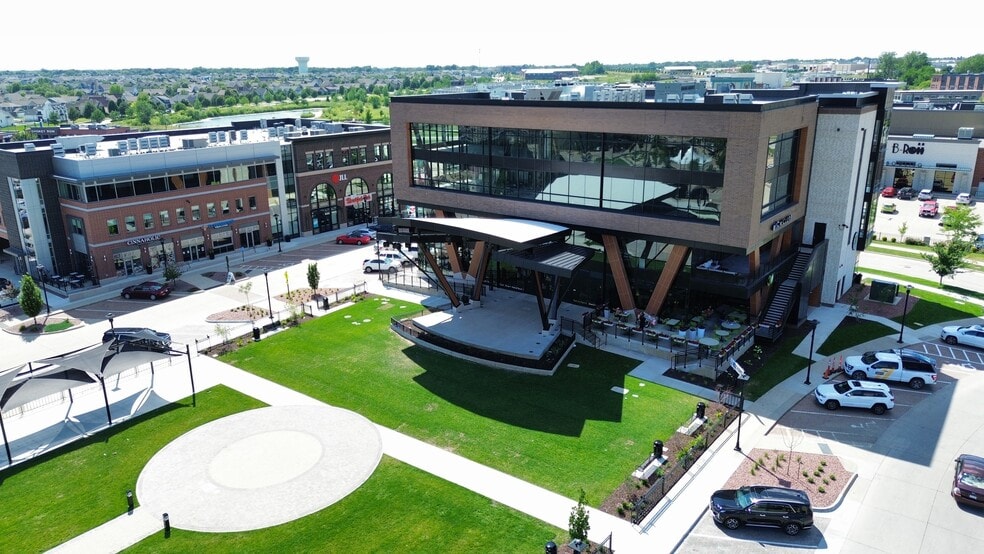 More Photos Of 1535 SW Market St, Ankeny Office For Lease