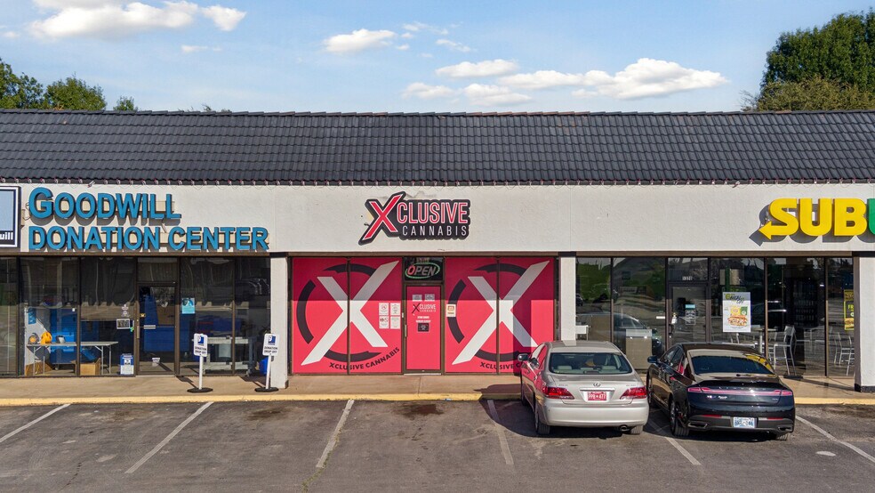 More Photos Of 723-821 W Danforth Rd, Edmond Unknown For Lease