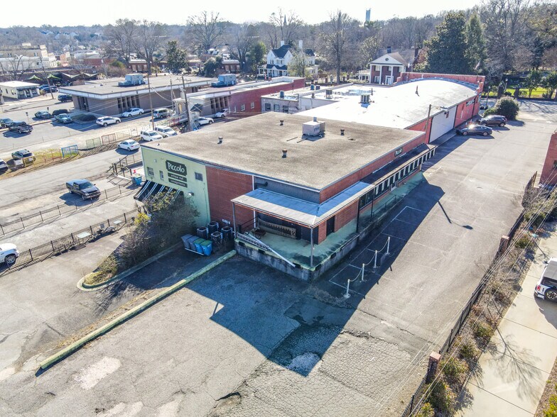 More Photos Of 134 N Main St, Belmont Storefront For Lease