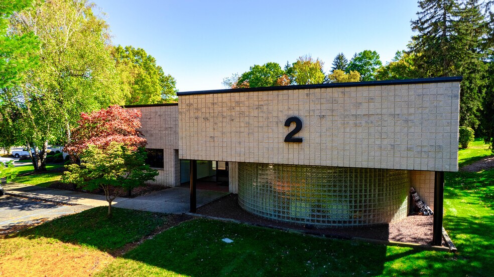 More Photos Of 2 Stewart Ct, Denville Flex For Sale