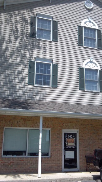 More Photos Of 2109 Main St, Chester Storefront Retail Office For Sale