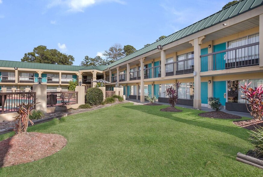Primary Photo Of 19534 Whyte Hardee Blvd, Hardeeville Hotel For Sale