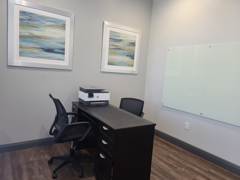 More Photos Of 952 International Pky, Lake Mary Office For Sale