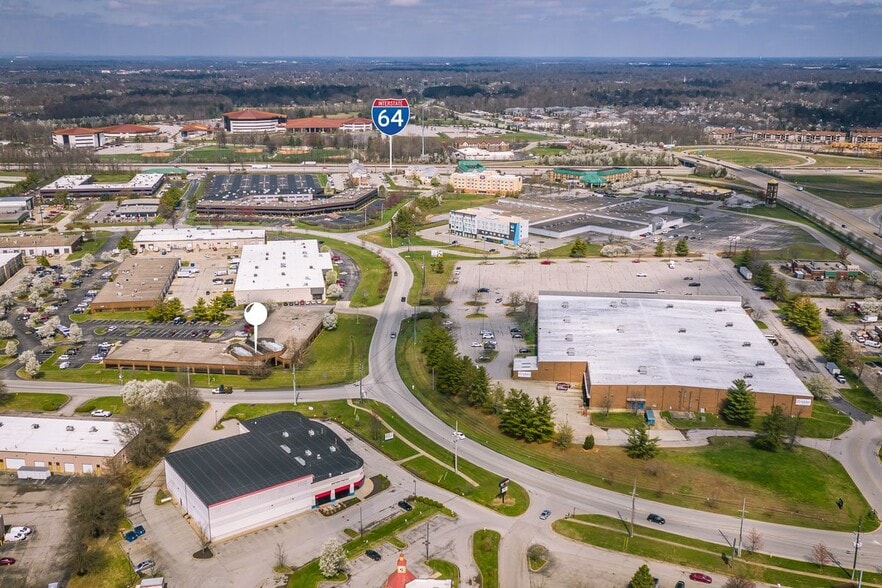 More Photos Of 11492 Bluegrass Pky, Louisville Office For Lease