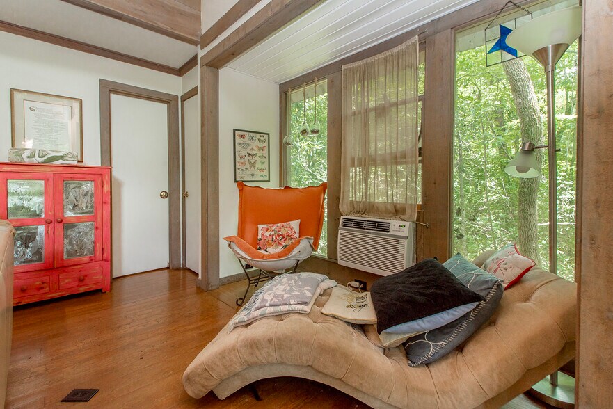 More Photos Of 11030 Garden Ln, Folsom Specialty For Sale