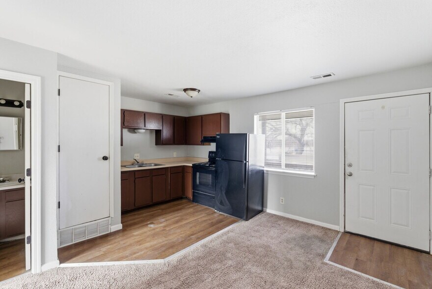 More Photos Of 538 N Florence St, Wichita Apartments For Sale