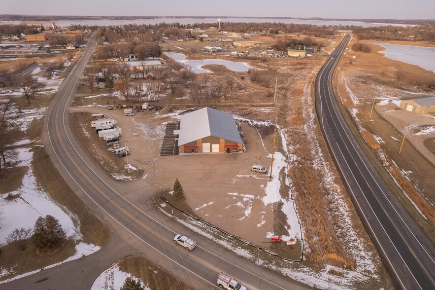 More Photos Of 815 E 1st Ave, Osakis Flex For Lease