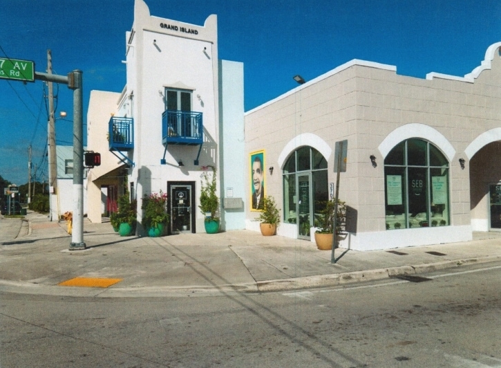 More Photos Of 3386 S Douglas Rd, Miami Freestanding For Sale