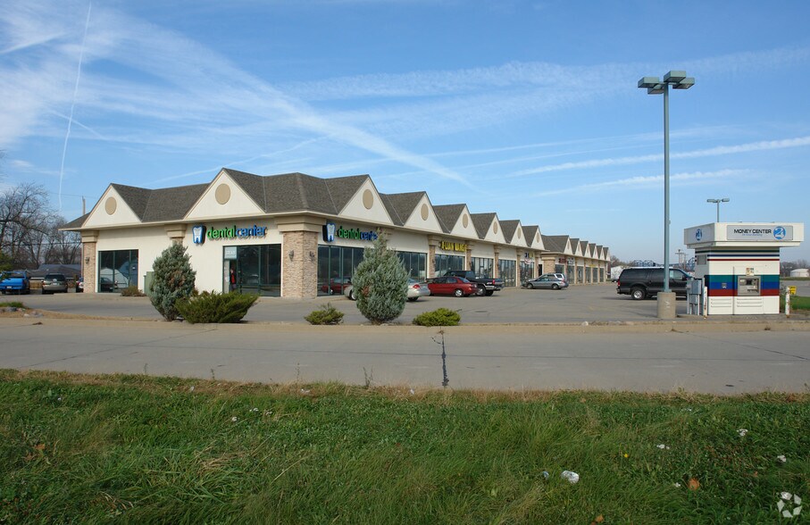 Primary Photo Of 135 Radio City Dr, Pekin Freestanding For Lease
