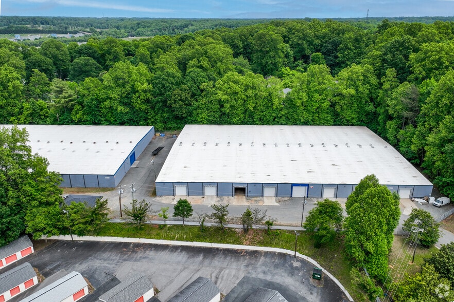 More Photos Of 5709 Robin Wood Ln, Winston-Salem Unknown For Lease