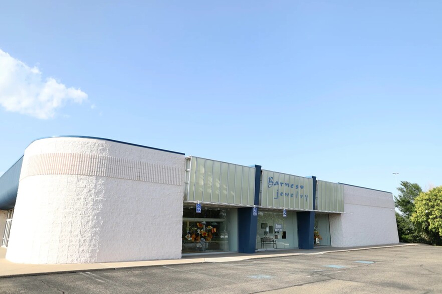 More Photos Of 100 Westgate Pky, Amarillo Freestanding For Sale