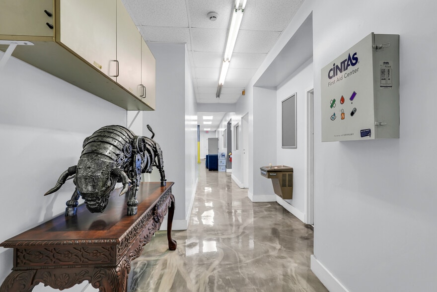 More Photos Of 1313 Rogers St, Savannah Service For Sale