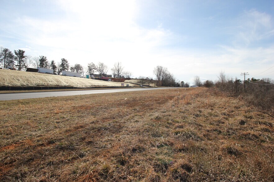 More Photos Of 635 Lew Dewitt Blvd, Waynesboro Land For Sale