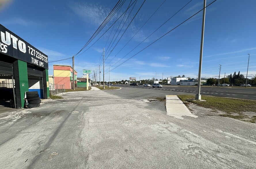 More Photos Of 13243 US Hwy 19, Hudson Auto Repair For Sale