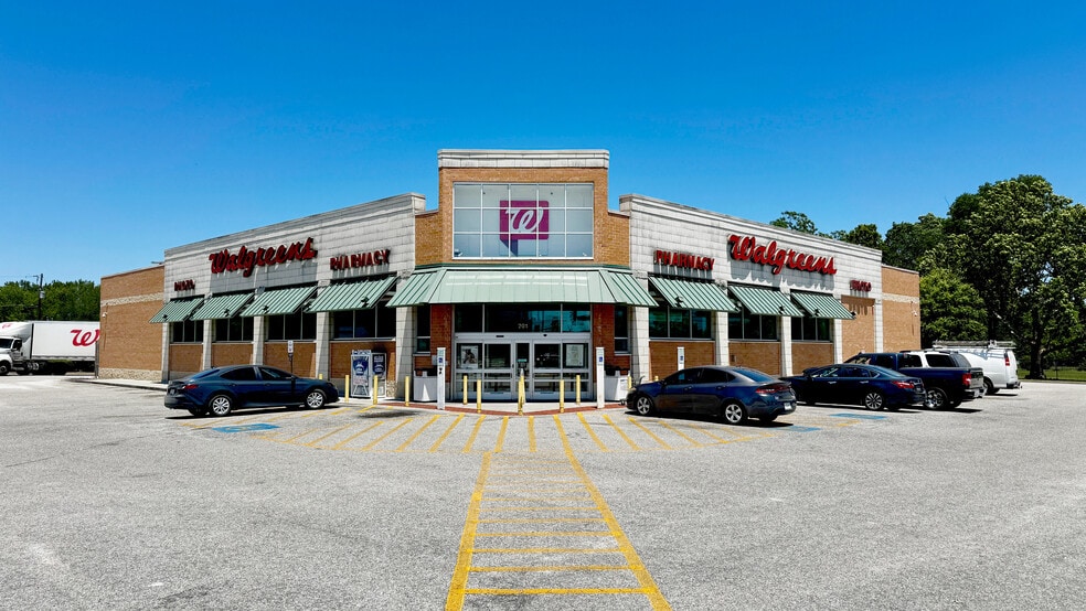 Primary Photo Of 201 N Lafayette Dr, Sumter Drugstore For Sale