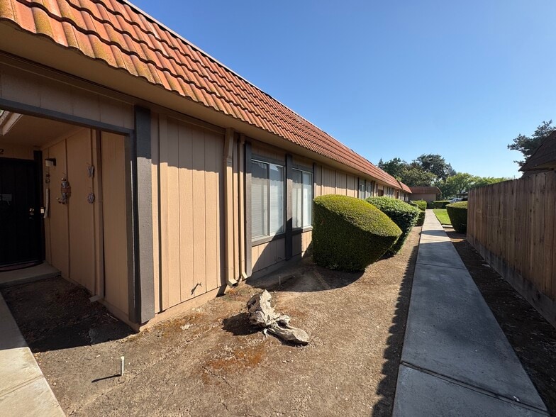 More Photos Of 701 Standiford Ave, Modesto Apartments For Sale