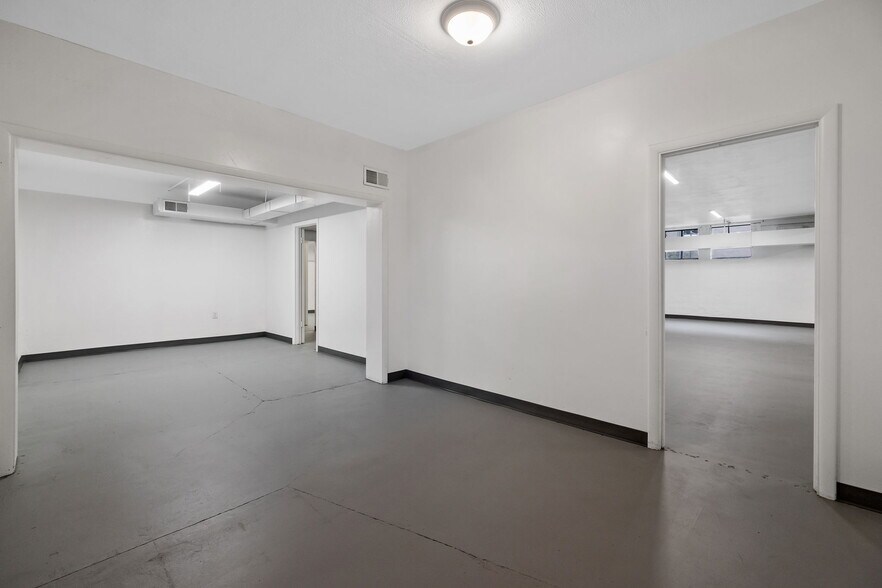 More Photos Of 401 W Lerdo Hwy, Shafter Religious Facility For Sale