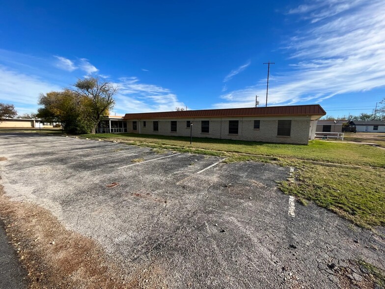 Primary Photo Of 125 Avenue J, Anson Skilled Nursing Facility For Sale