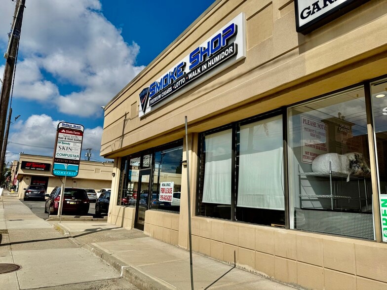 More Photos Of 234 Jericho Tpke, Mineola Storefront Retail Office For Lease